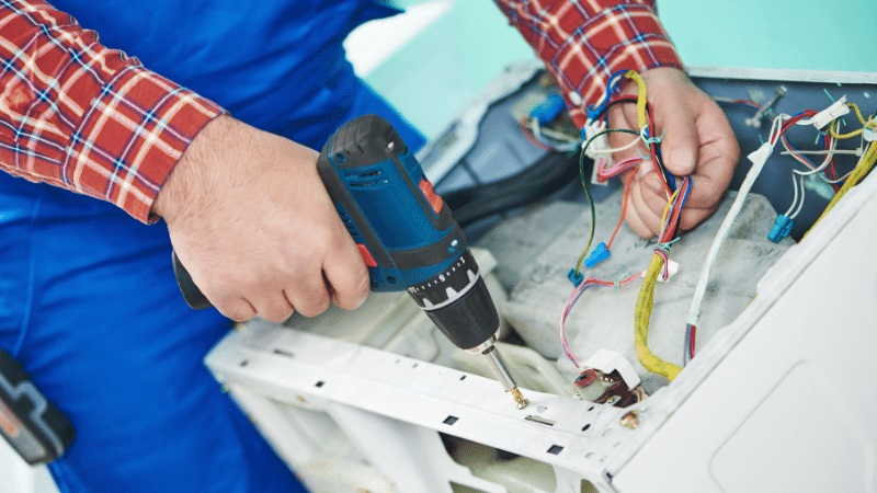 Selendi Siemens Siemens çamaşır makinesi kart tamiri – Su almama arızası orijinal parça ile giderildi. - Teknik servis örneği